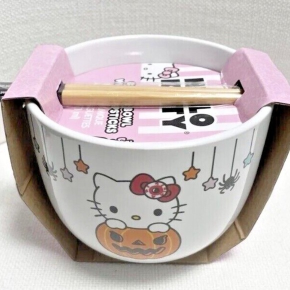 Hello kitty Halloween Ramen bowl - Picture 3 of 3